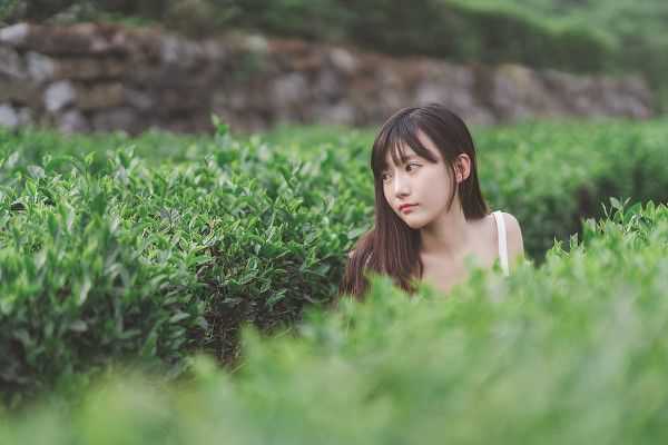 惊讶？莱奥社媒晒出维尼修斯的照片：🫣..