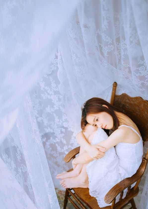 记者：特狮抵达甘伯体育城，今天可能决定他是否被剥夺队长袖标