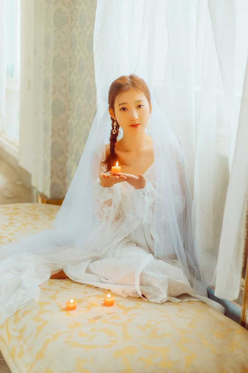 这波是开卷考？法国足球官网预热金球奖：维尼修斯位居海报C位